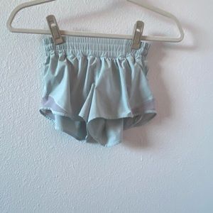 Lululemon Hotty Hot Shorts 2.5”